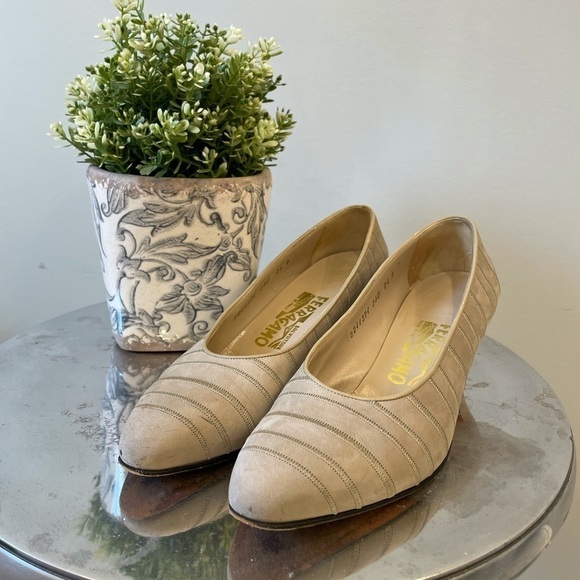 Vintage Salvatore Ferraagamo Suede Heels - Picture 2 of 7